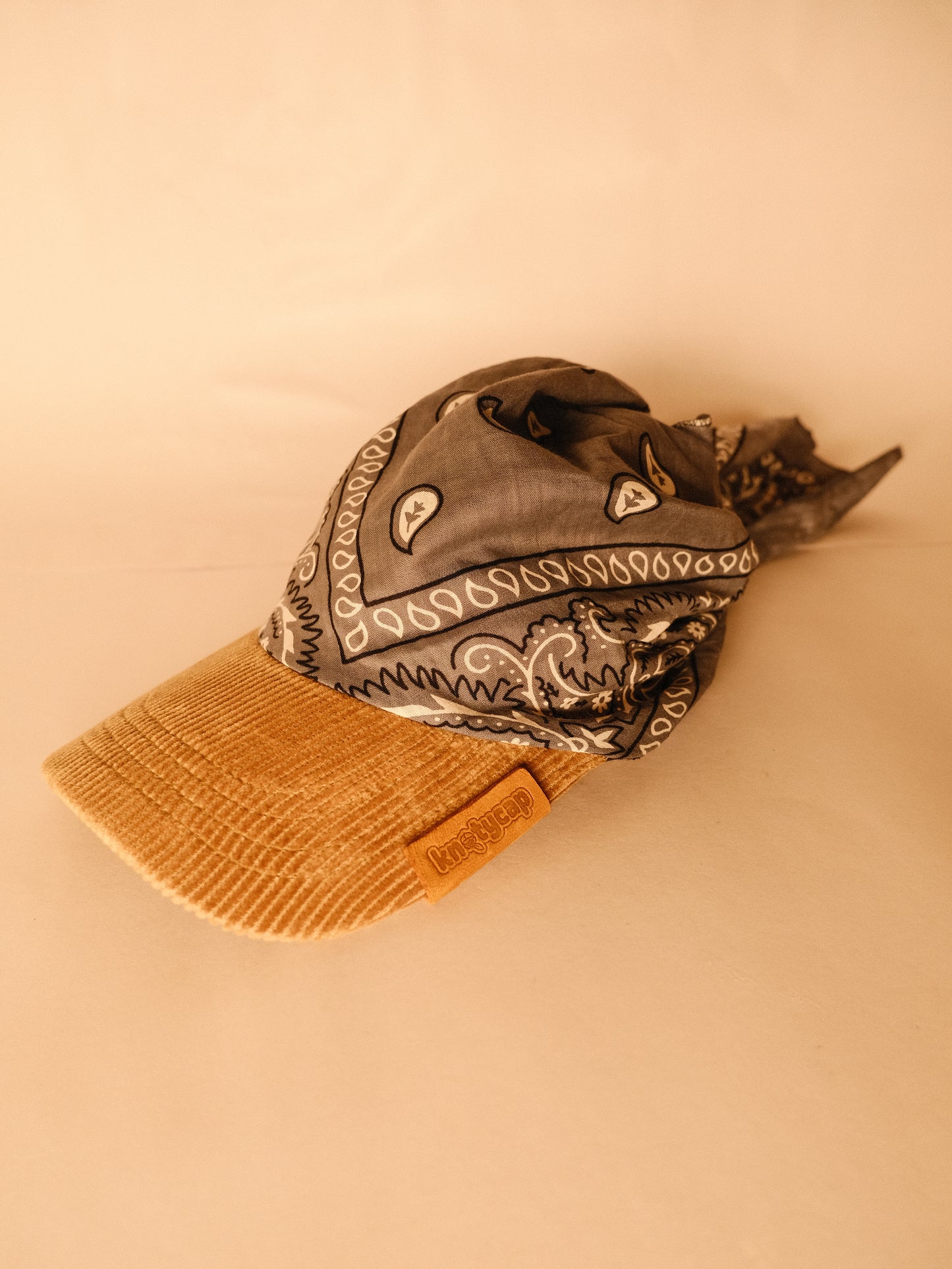 Kapri™ – Corduroy Brim × Gray Printed Bandana (OG Drop)
