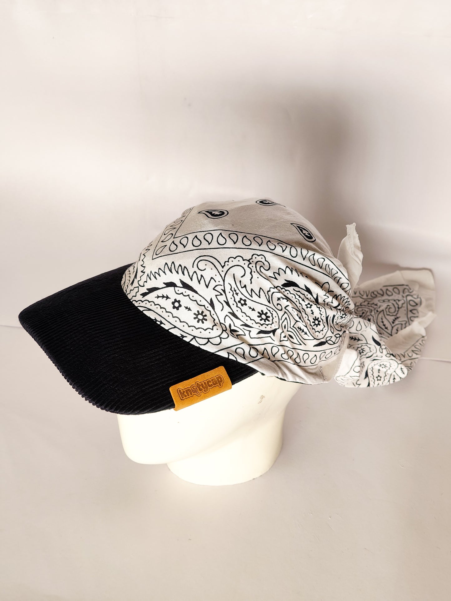 Kapri™ – Black Corduroy Brim × White Printed Bandana (OG Drop)